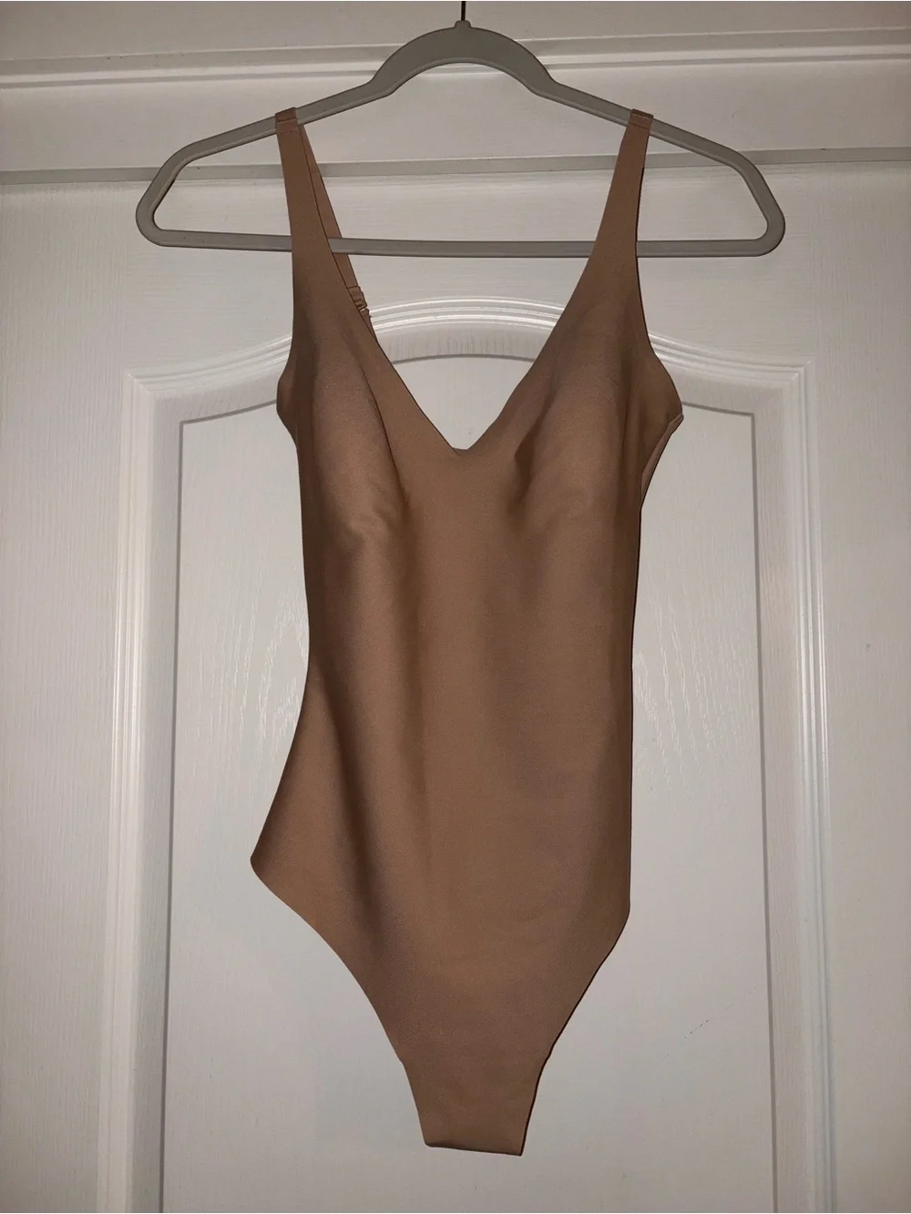 NWT SKIMS | Unlined Plunge Bodysuit in Clay